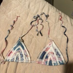 Lovers and Friends Bikin Top Size: L